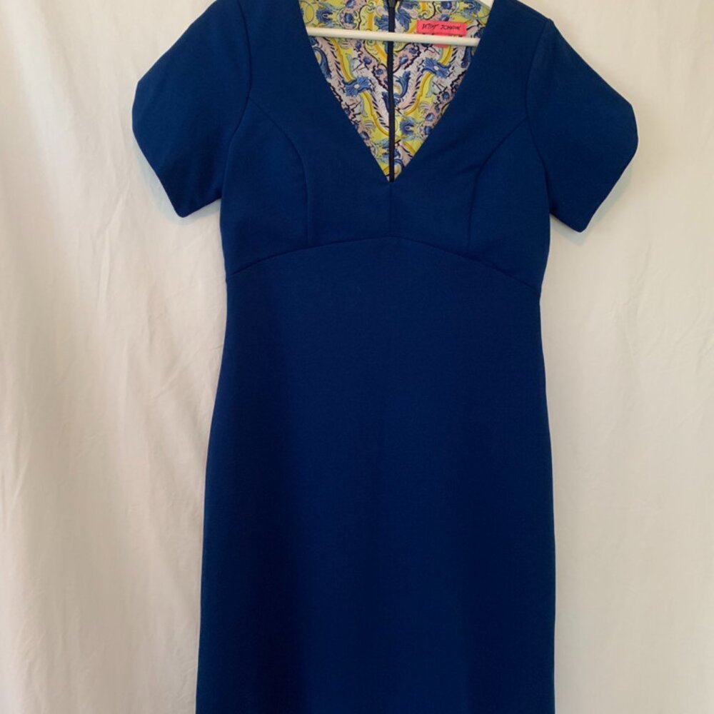 Elegant Blue V-Neck Dress